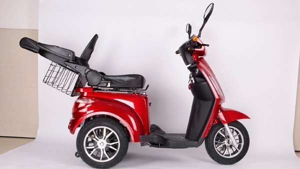 removable battery tricycle for handicapped for elder people