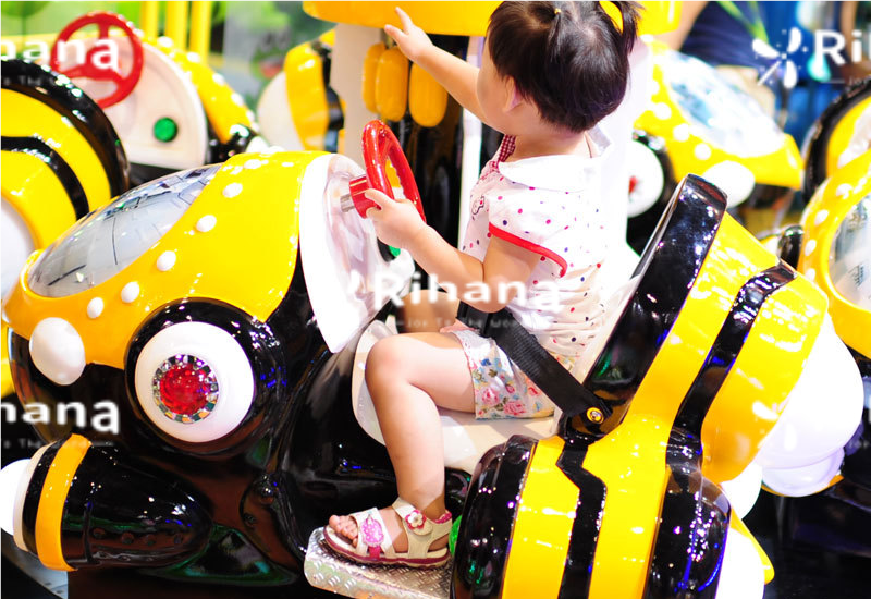 Shopping Mall Commercial Attraction Kiddie Rides carousel Rotation Small Plane Mini Aircraft Rides