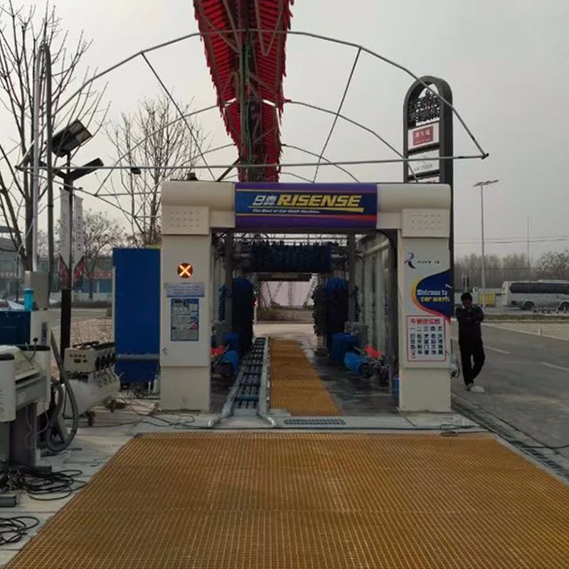 China Qingdao Risense drive through conveyor belt full automatic tunnel mobile car wash equipment for sale south africa