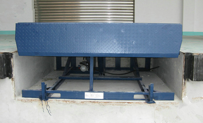 Good price hydraulic fixed climbing trolley dock yard ramp/warehouse container loading