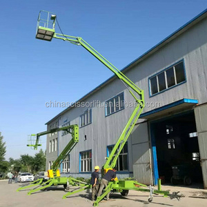 Articulated towable boom lift truck mounted hydraulic cherry picker