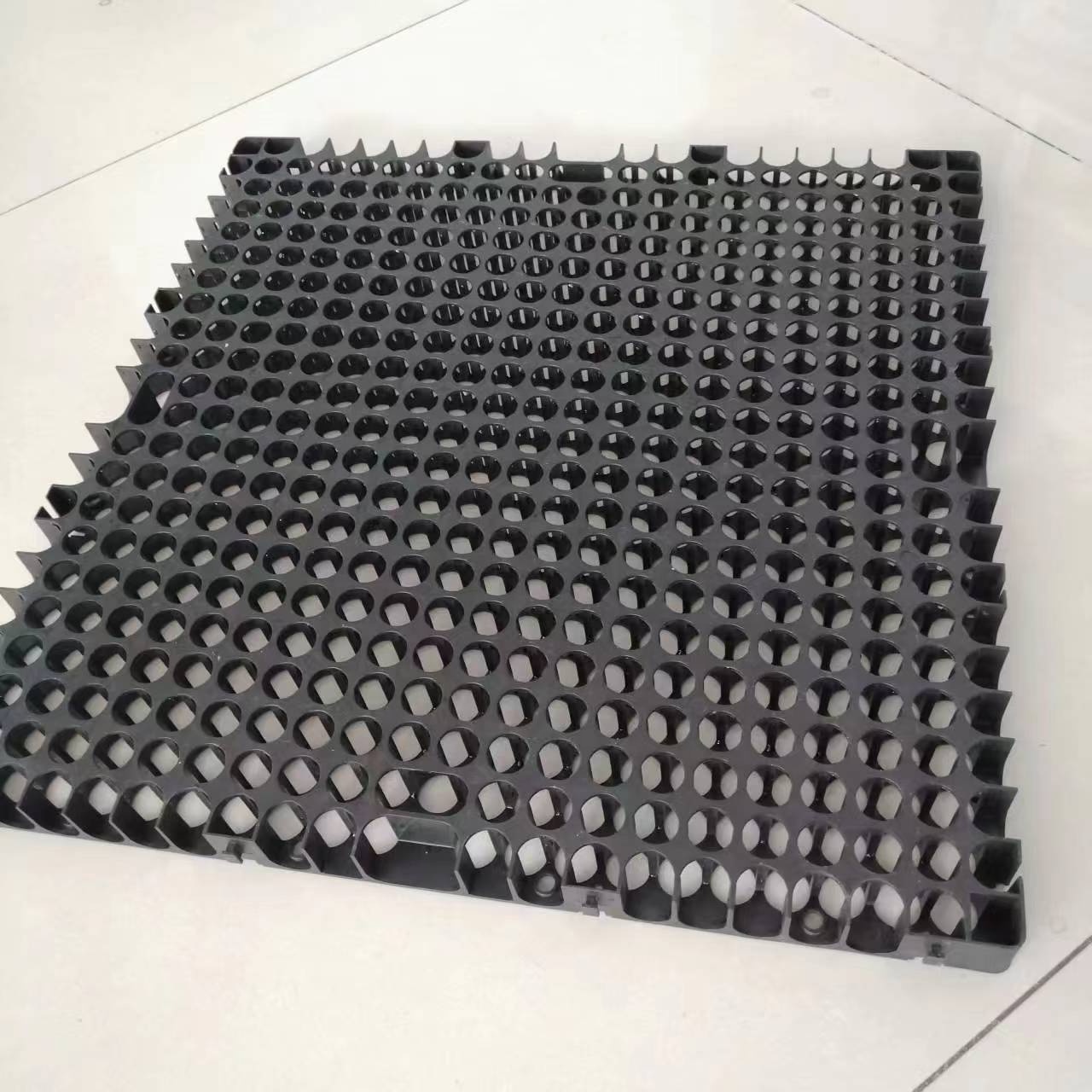 plastic pp recycling manufacturer price 30 mm rooftop filtration geotextile terrace balcony drain cells