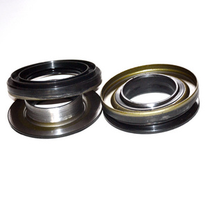 Farm Tractor Parts Agricultural machinery oil seal for Wheel hub rear or front axles TC oil seal 16*26*6/7