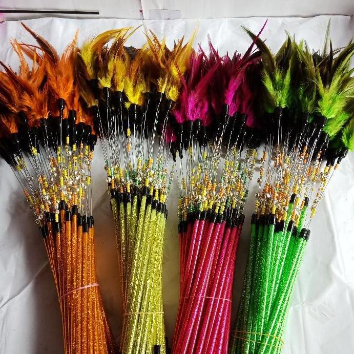 Factory Direct colorful Classic Style Cat Toy Teaser Rabbit Hair Cat Stick with Bell Feathers