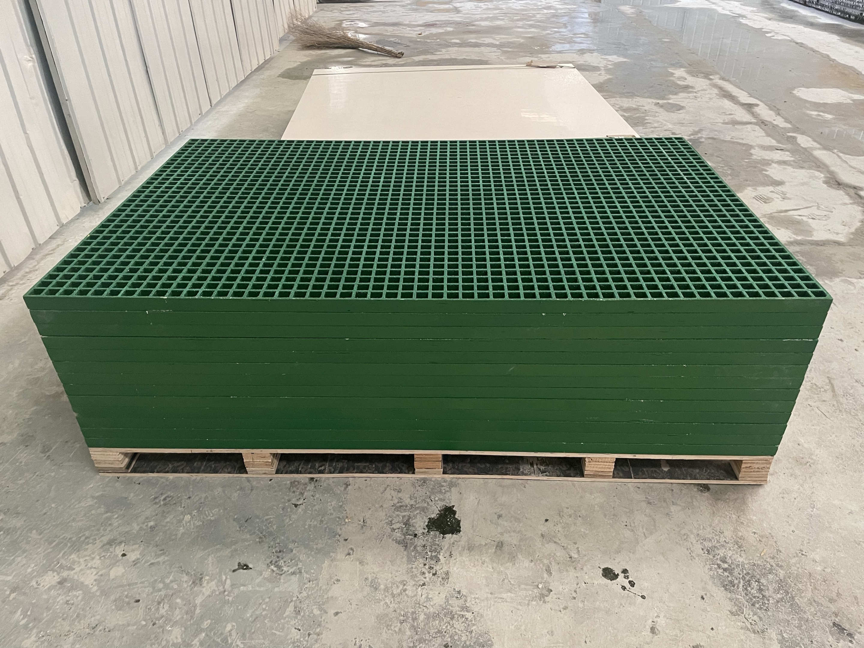 fiberglass plastic floor grating frp panel decking outdoor drain grates grp pool drain grate