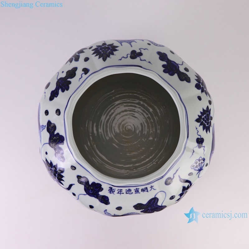 RXBA12 Jingdezhen hand painted blue and white fish and alga pattern pumpkin shape ceramic vase