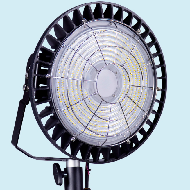 CE ISO Standard Wholesale 240W LED Flood Light Tower Telescope Led High Mast Light Tower