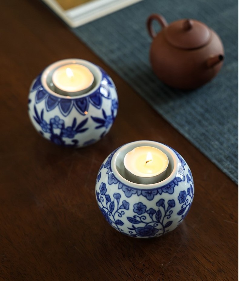 Cheap blue and white house ceramic house candle holder pumpkin shape candle jar