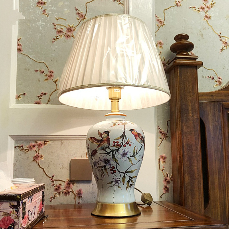 Australia embroidery  fabric shade fancy light  ceramic hand painted animal table lamp for home decoration