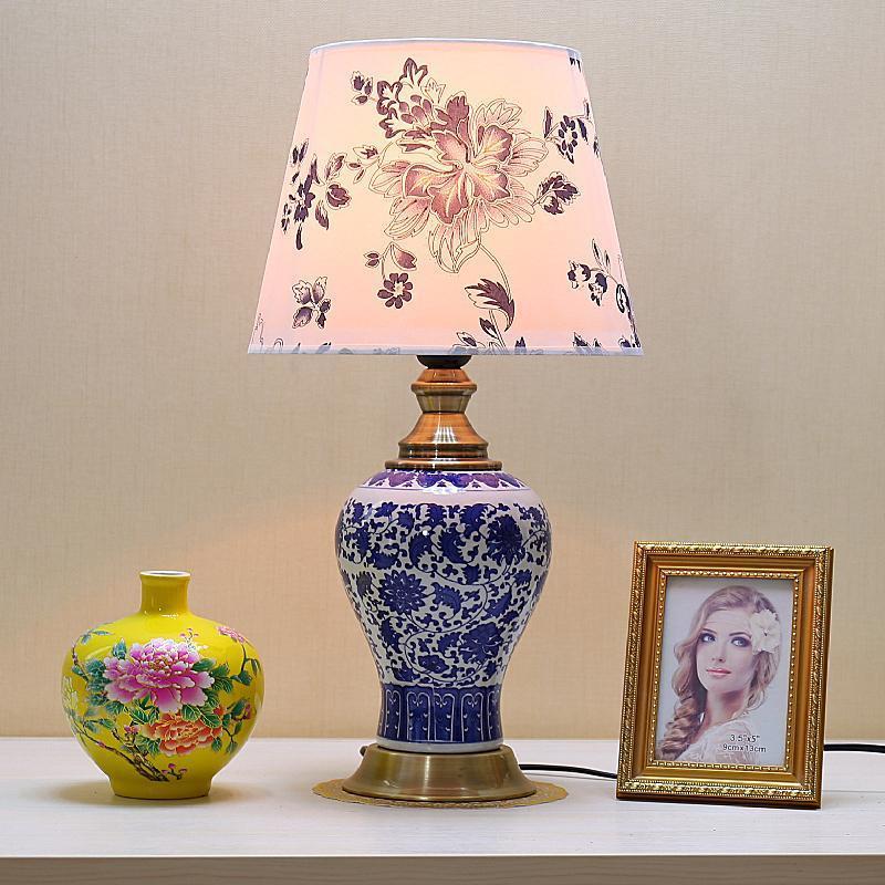 High quality blue and white pottery ceramic table lamp desk bedside decoration with shade lamp decoration