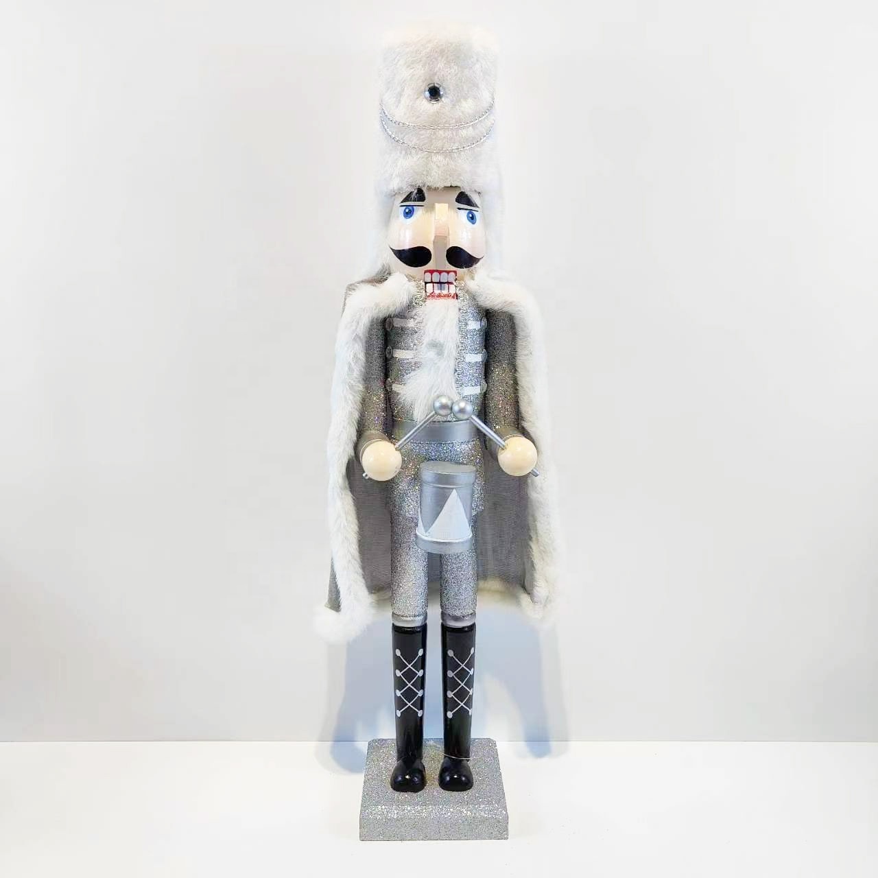 60cm/24inch Multi-type Wood Christmas nutcracker soldier