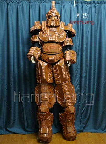 2021 hot sale big size LED cosplay realistic transformer robot costume for business