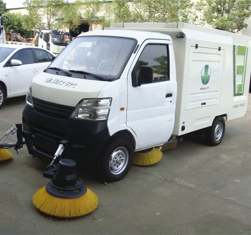 chengli factory lowest price gasoline mini street cleaning truck mounted 4 brush road sweeper