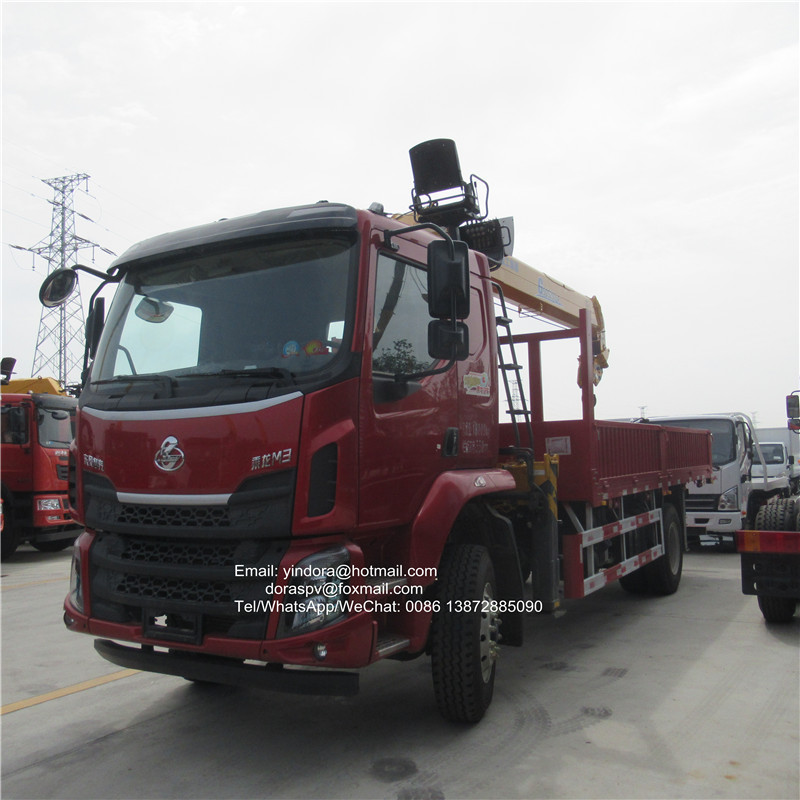 Dongfeng liuqi 4x2 6 wheeler self loading 6tons hydraulic manipulator boom truck mounted crane car 7 ton