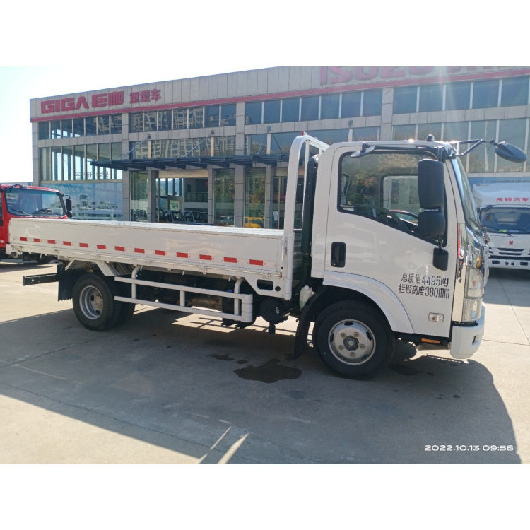 Factory Price Isuzu kv100 cargo lorry trucks with public speakers isuzu cargo truck