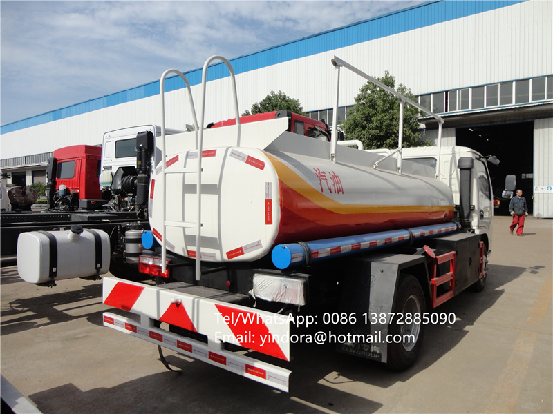 Foton mini 3-5 cubic meters heavy oil tanker truck price, mobile petrol truck, edible oil tanker truck for sale