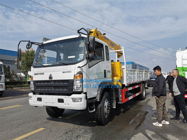 Howo 6.3 ton crane truck truck mounted crane XCMG boom arm crane truck