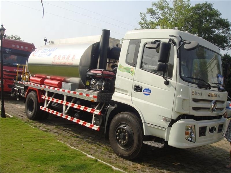 high quality dongfeng brand new 8tons road hot tar spraying truck