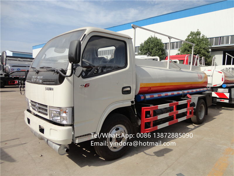 Foton mini 3-5 cubic meters heavy oil tanker truck price, mobile petrol truck, edible oil tanker truck for sale