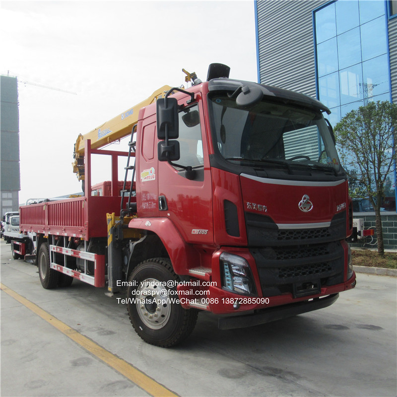 Dongfeng liuqi 4x2 6 wheeler self loading 6tons hydraulic manipulator boom truck mounted crane car 7 ton