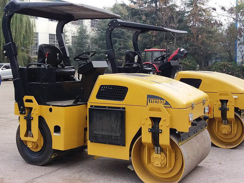 China LUTONG 4ton Double Drum LTC204P Compactor Hydraulic Road Roller LTC204