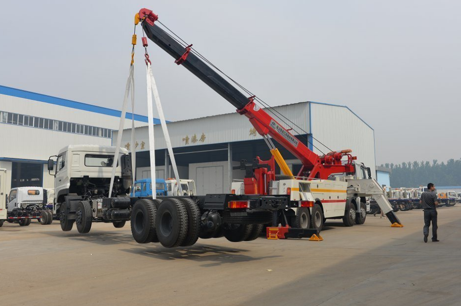 Factory price Acntruck New SINOTRUK HOWO 30Ton towing wrecker truck  with High Quality for Sale