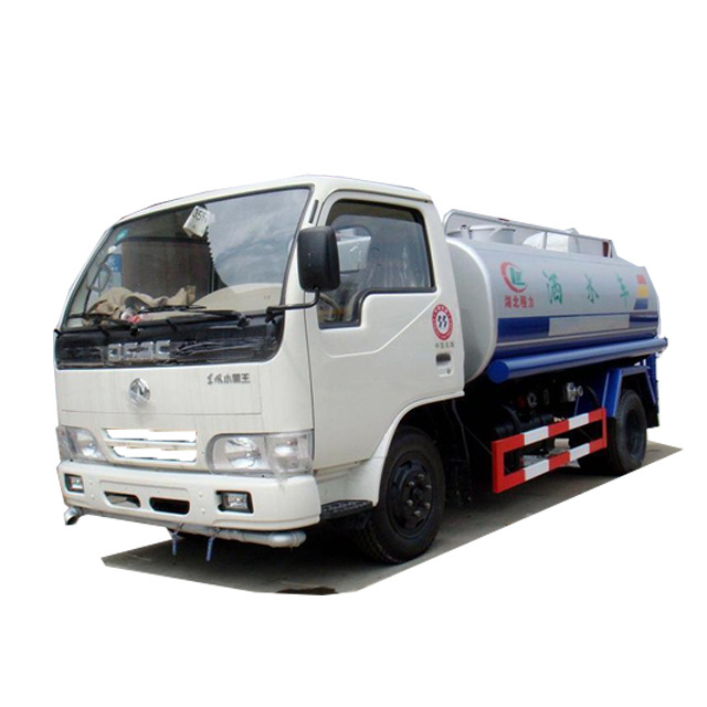 for Canada 1.5 tons 1.55m3 stainless steel water tank truck 5000 L 4x4