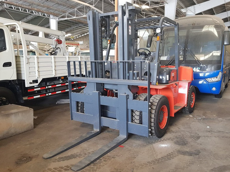 LONKING Electric Forklift 3Ton FB30 8 Ton Forklift Price Combilift Side Loader Forklift 25 Ton Price