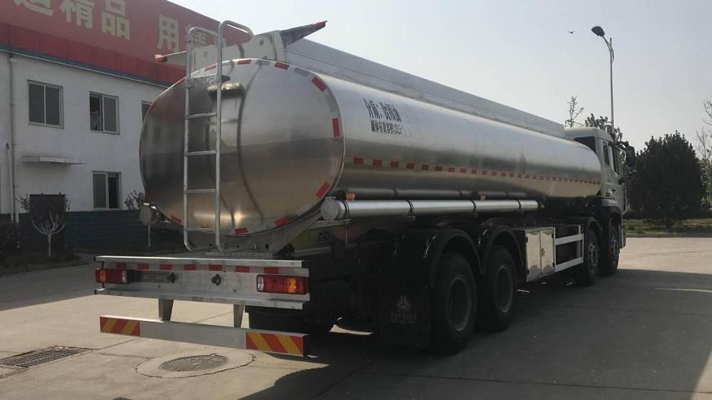 Fuel Tanker Truck Dimensions Size Optional Oil Tank Truck