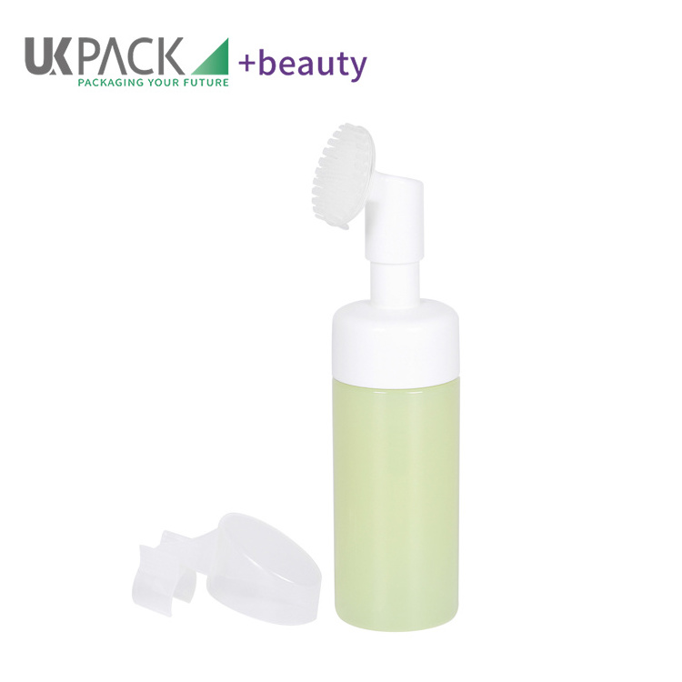 Empty PET Plastic Soap Foamer Cleansing Dispenser Foam Pump Bottle With Special Facial Cleansing Brush Design