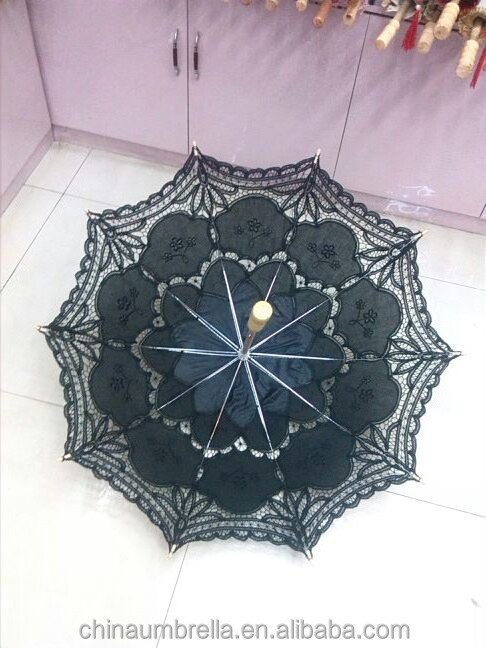 white bridal lace umbrella for wedding with wood frame