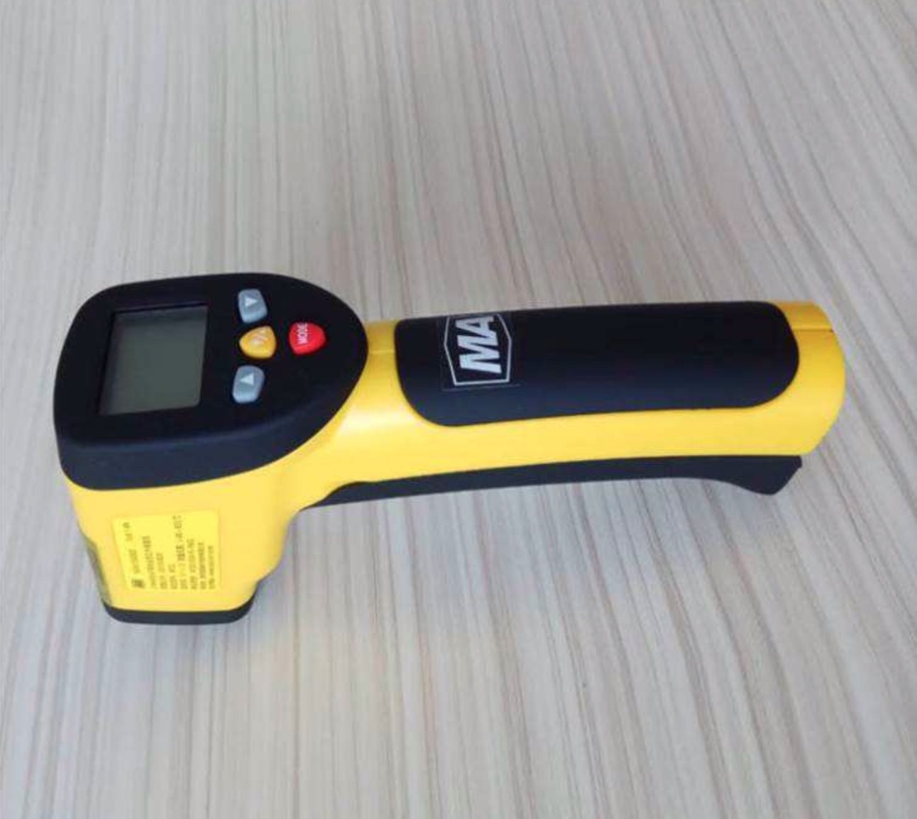 CWH425  intrinsically industrial digital safe infrared thermometer