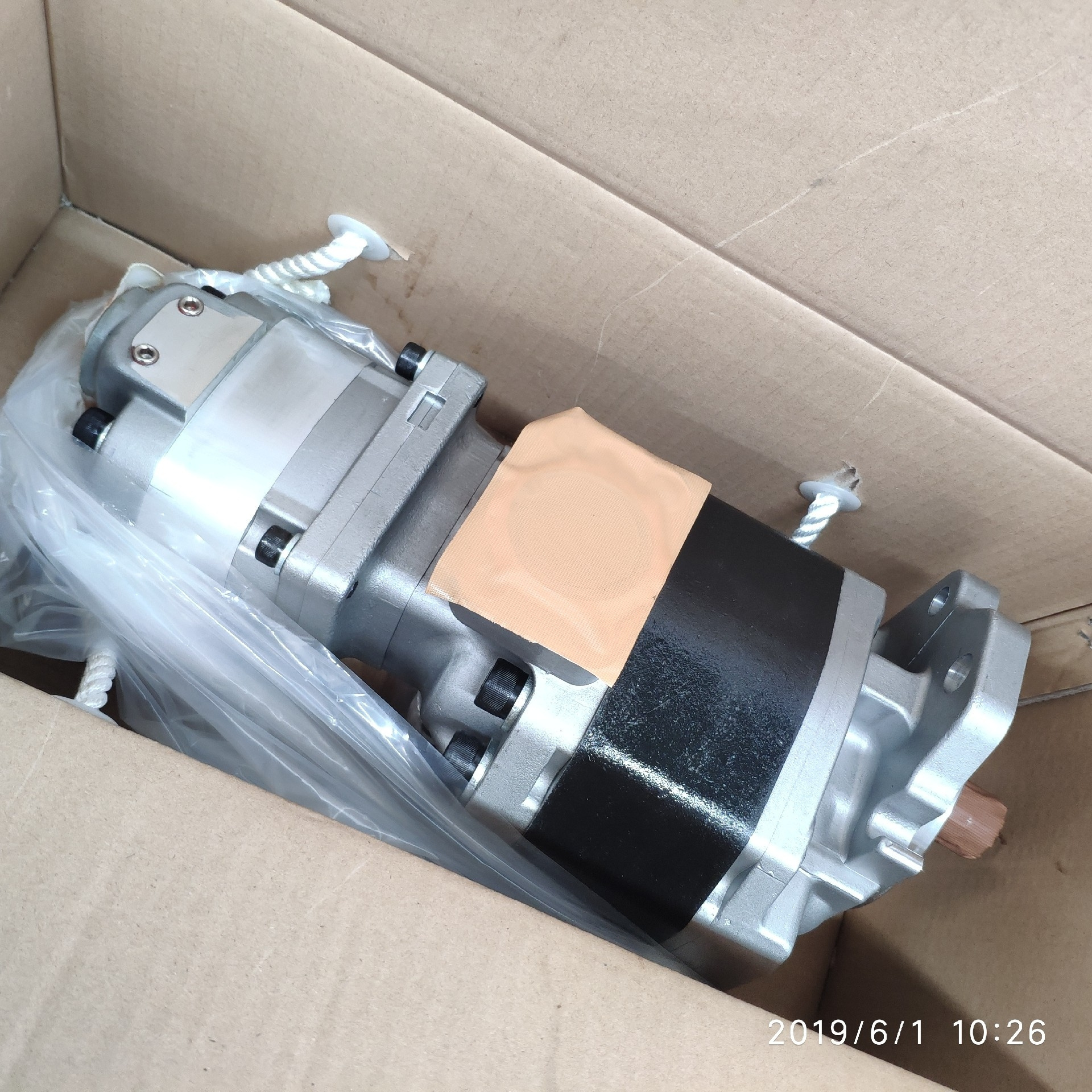 Torque Converter/Transmisson/Brake Pump 705-95-05140 for Dump Trucks HD465/HD605-7E0/7R gear pump