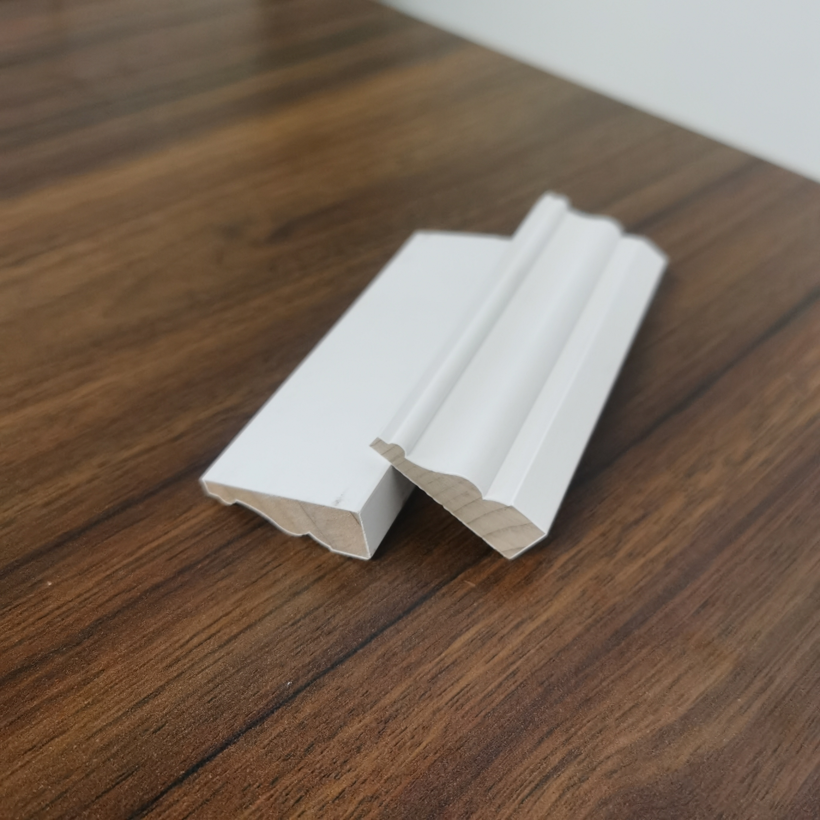 Baseboard Molding White solid wood paint frame molding wooden baseboard skirting molding