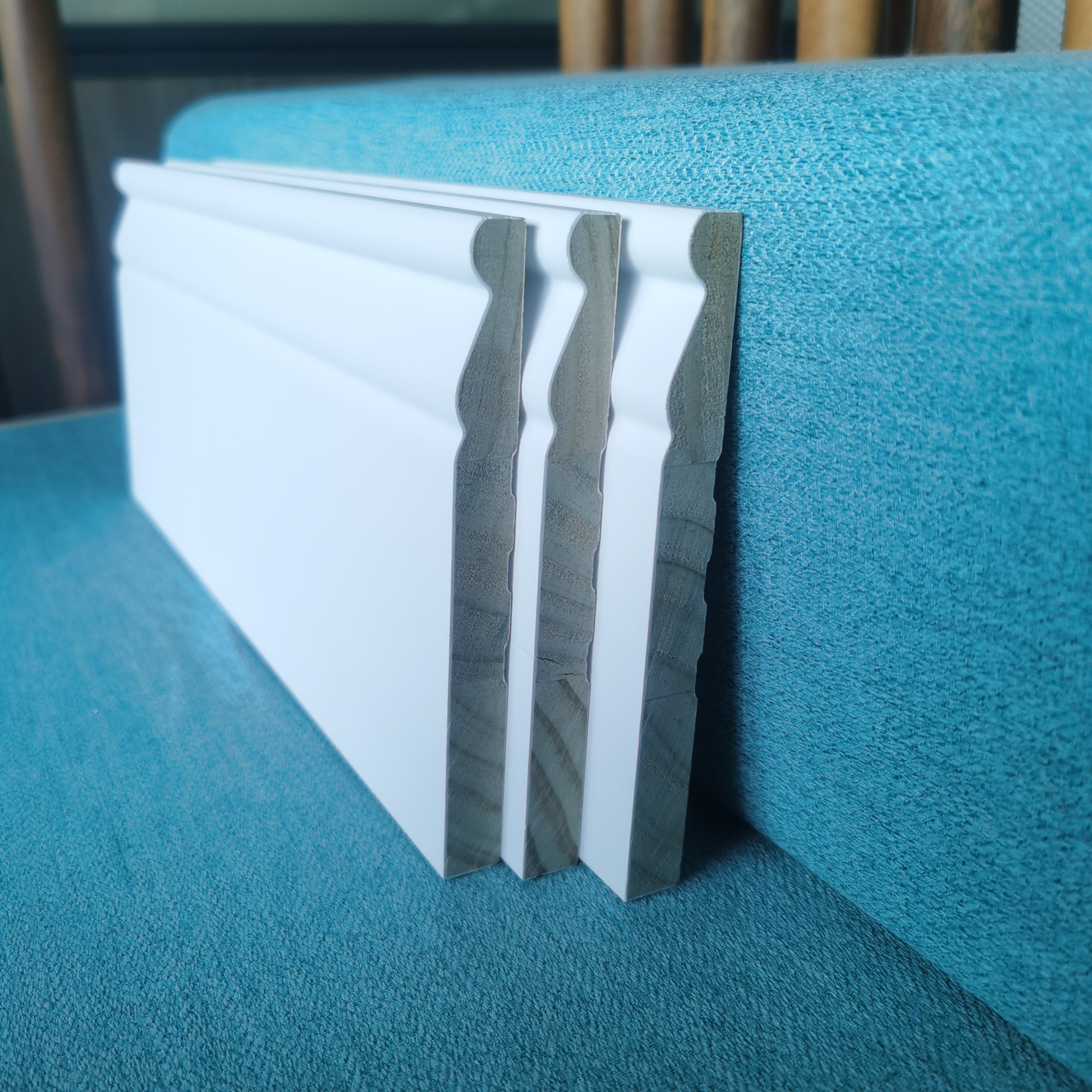 White Flexible Wall Base Skirting Flexible Stairs Skirting Board Moulding