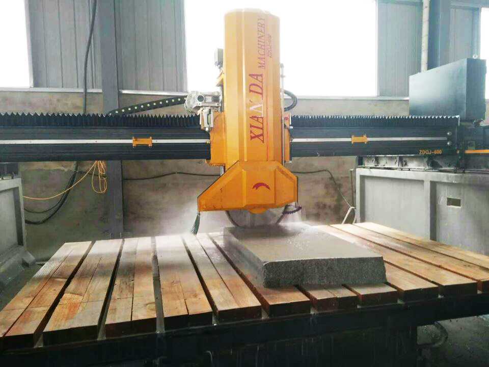 Xianda infrared bridge saw stone cutting machine bridge laser tile cutter