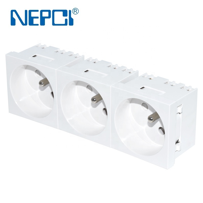 NEPCI Factory 45*45mm Angle 45 DegreeTriplex French Power Socket Module XJY-QB-45-3 Socket with Linking Connection