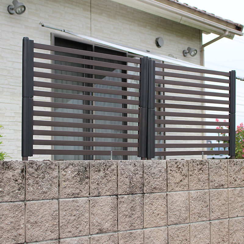 High-end decorative garden aluminum anti-climbing isolation fence horizontal slatted fence board for garden