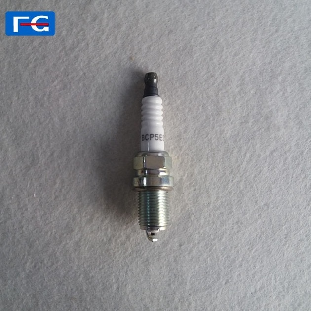 High Quality original  Auto   Spark Plugs BCP5ES  BCPR5ES-11  car  Spark plug  for American/korea  cars