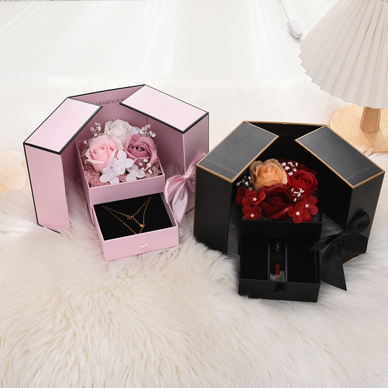 New Arrivals Eternal Roses Gift Box Match with Necklace Mothers Day Gifts Preserved Roses Soap Flower 48 in One Carton AJM---127