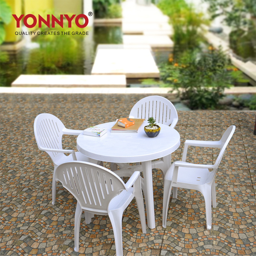 Outdoor garden white plastic round table with umbrella hole