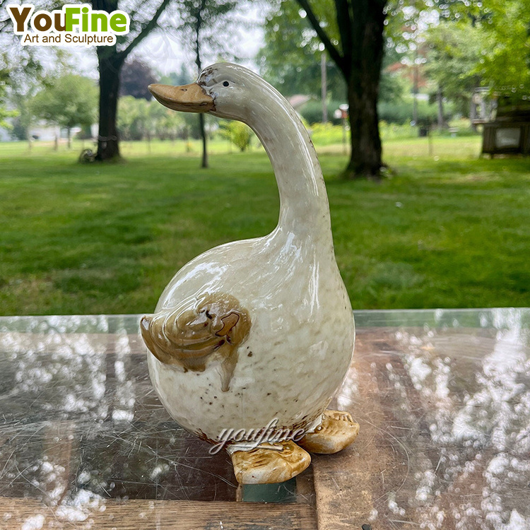 Decorative Natural Stone Carved White Marble Animal Sculpture Goose Statue