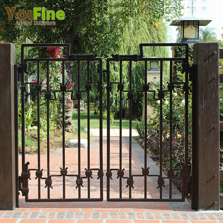 Small Sliding Iron Gate Designs For Homes