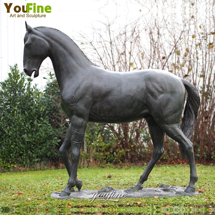 Life Size Modern Outdoor Animal Resin Fiberglass Horse Garden Statues