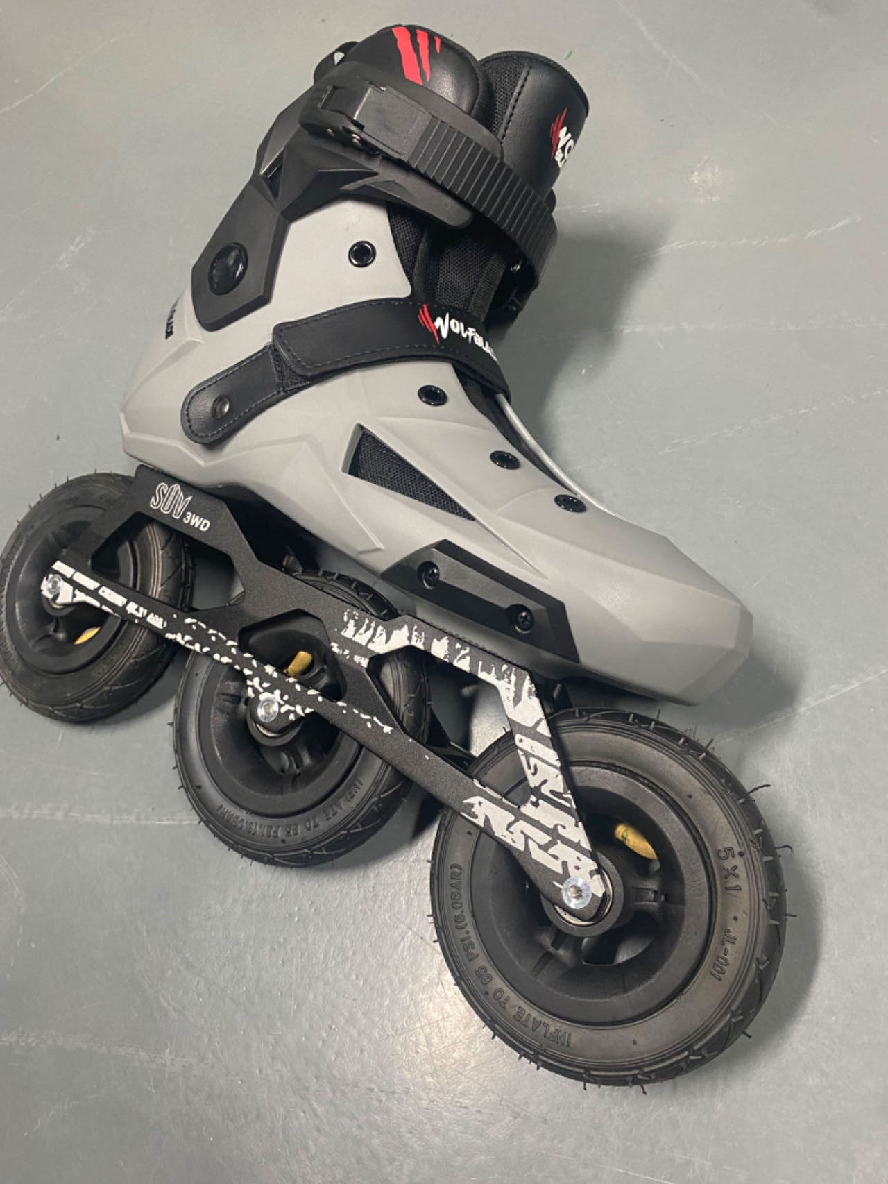 YSMLE New Arrival high-quality patines professional racing cross-country Speed 3 Wheels Inline Skates