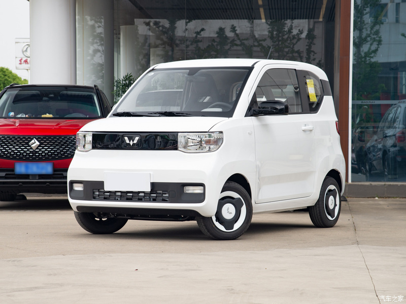 The cheap EV car Wuling Hongguang mini 2022 Macaron mobility Scooter has 100km/h speed Electric Car