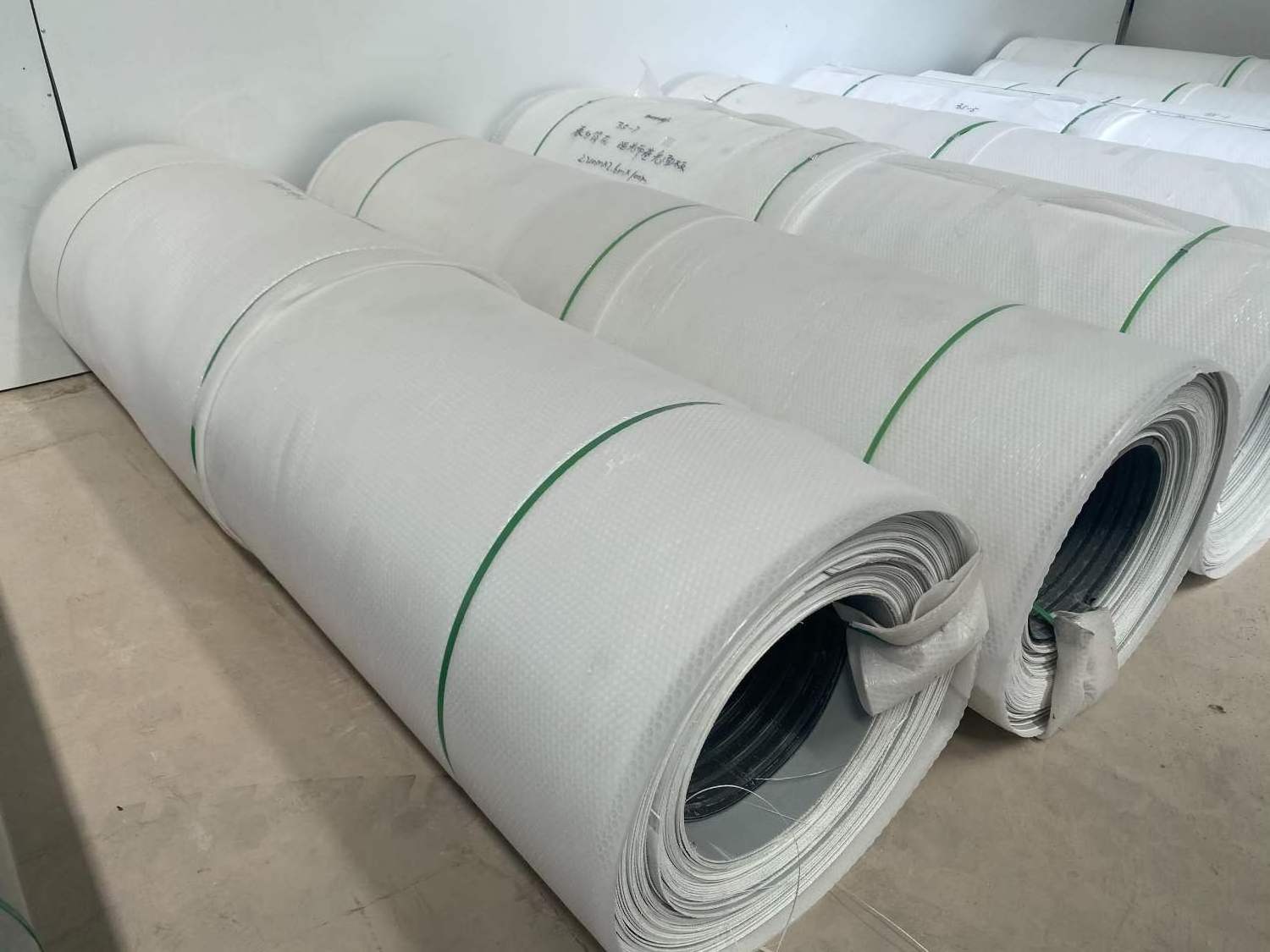 qinhuangdao zhendi hot sale manufacture price FRP Sheet/ Fiberglass Roll Gel Coat/ Fireproof GRP FRP Panels