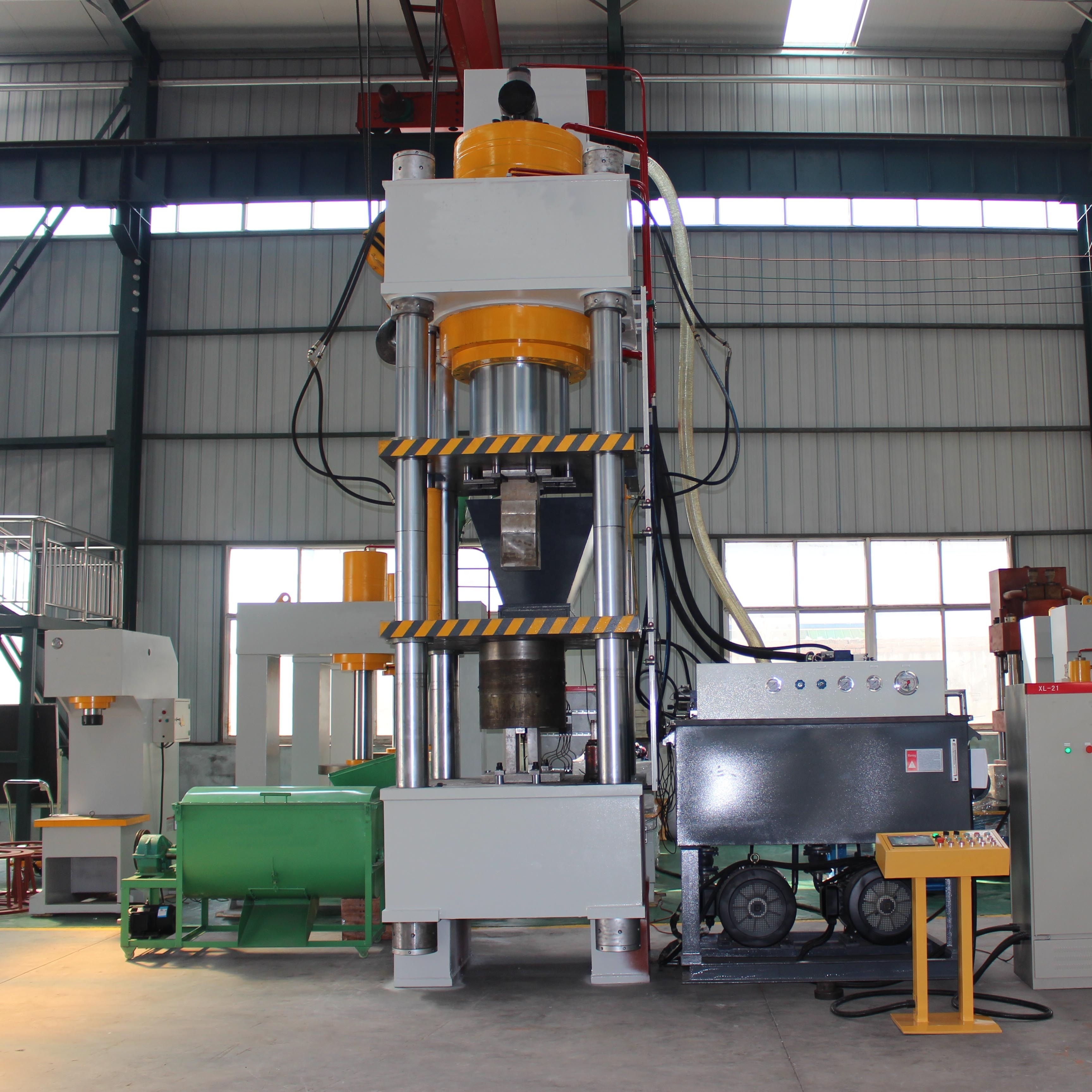 Hydraulic press brick making machine 800 Ton