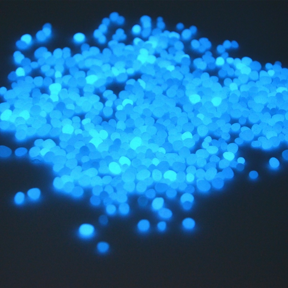 big discount glow in the dark glass pebble for decorating luminous glass bead for pool plastering