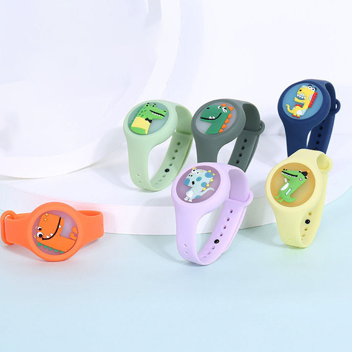 Children Mosquito Repellent Bracelet Silicone Mosquito Repellent Watch Plant Essential Oil Mosquito Repellent Buckle Light